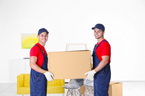 Storage facility options for self storage in Tootingbec
